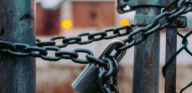 Κλείνουν 74 νηπιαγωγεία και δημοτικά σχολεία 